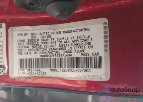 2005 Toyota Corolla Ce z USA, uszkodzony, nr VIN 1NXBR32E85Z471494